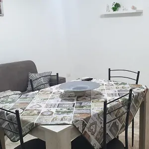 https://dimora-di-giada.lecce-hotels.com