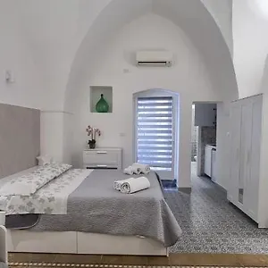 https://amarcord.lecce-hotels.com